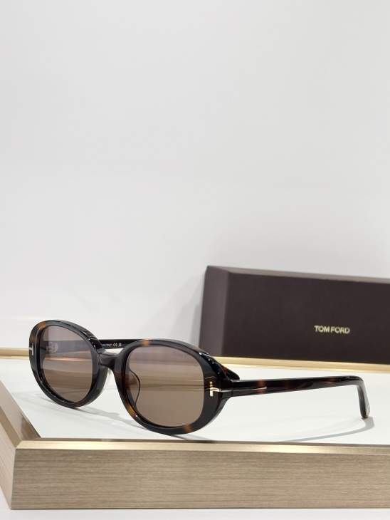 Picture of Tom Ford Sunglasses _SKUfw76991111fw
